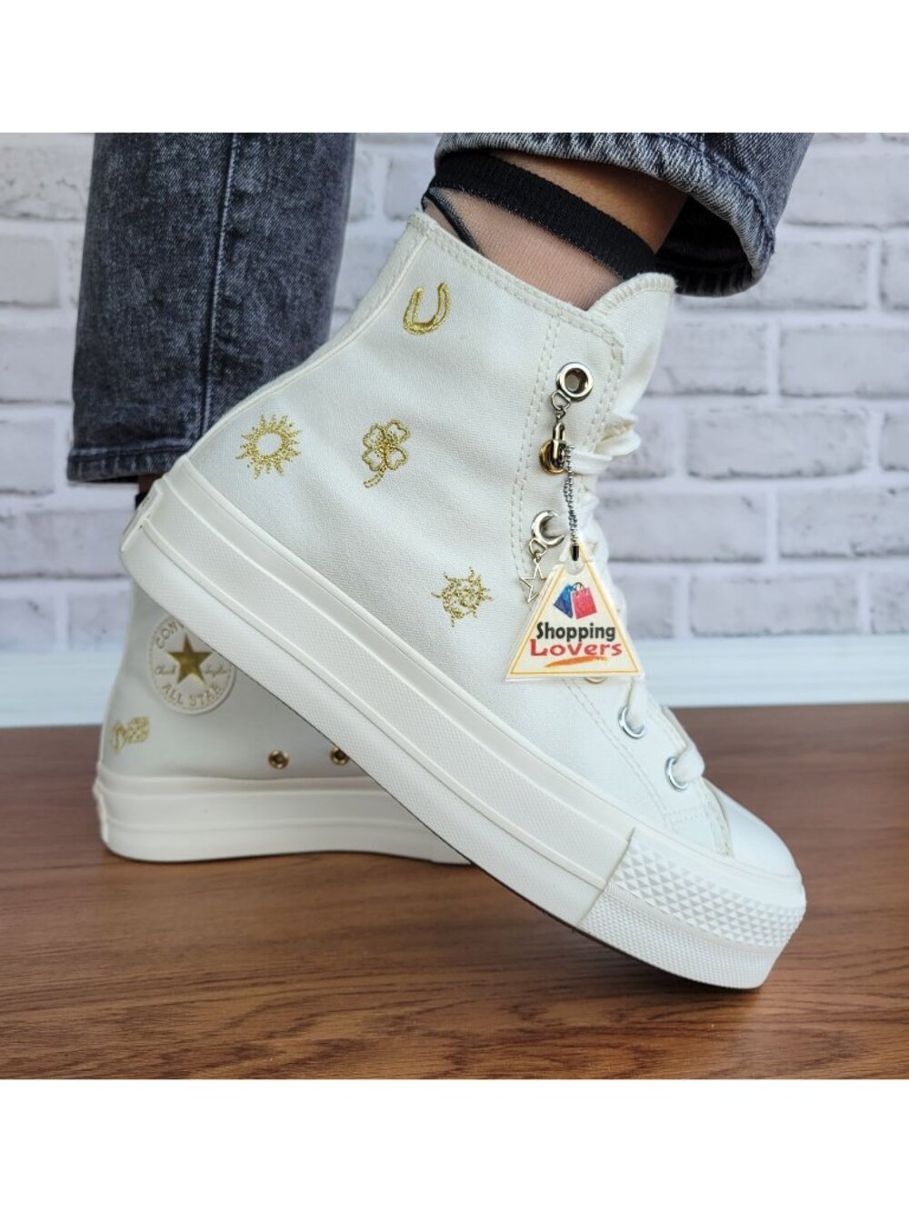 Converse Chuck Taylor Lift Platform Luck Charms 7.5 Women Shoes Sneakers A13406C